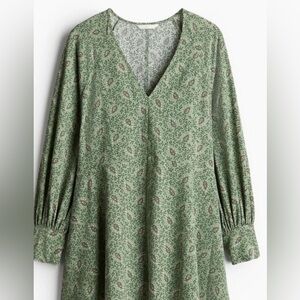 H&M Green Floral Long Sleeve Mini Dress